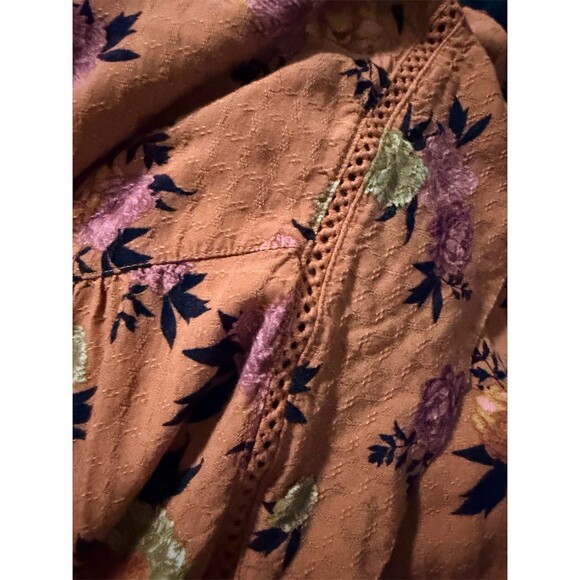 Buffalo David Bitton Blouse Womens XL Pink Floral Tie-Neck Flutter Sleeve - Picture 4 of 5